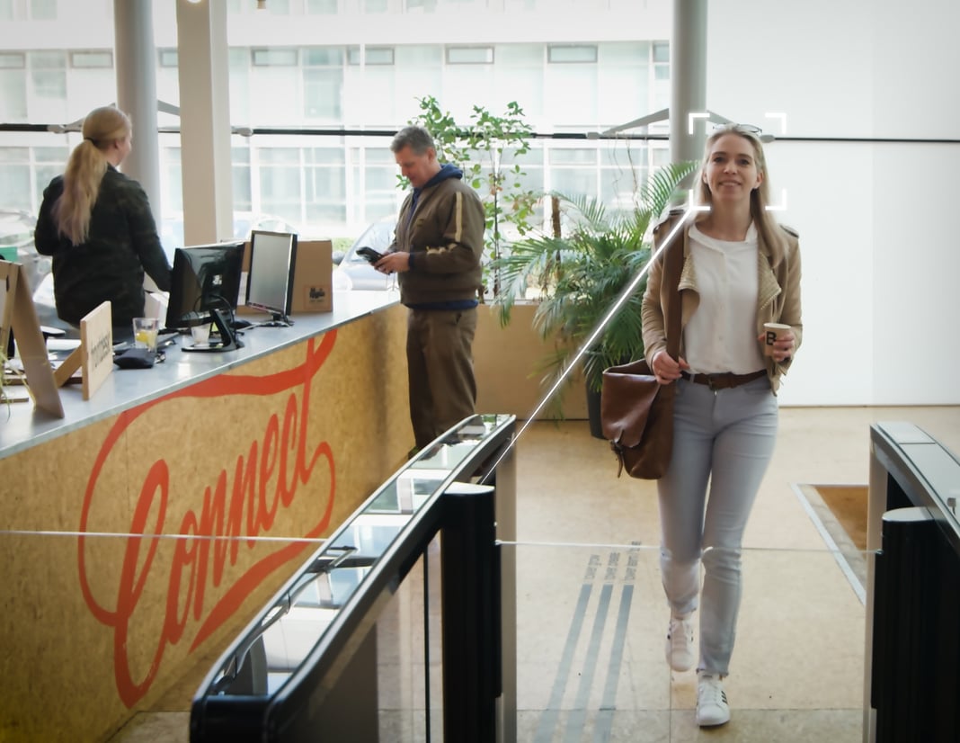 Entered experience. Turnstile with face recognition. Boon Edam.